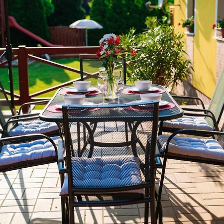 Sára-Lux Apartman Nyarliget Exterior foto