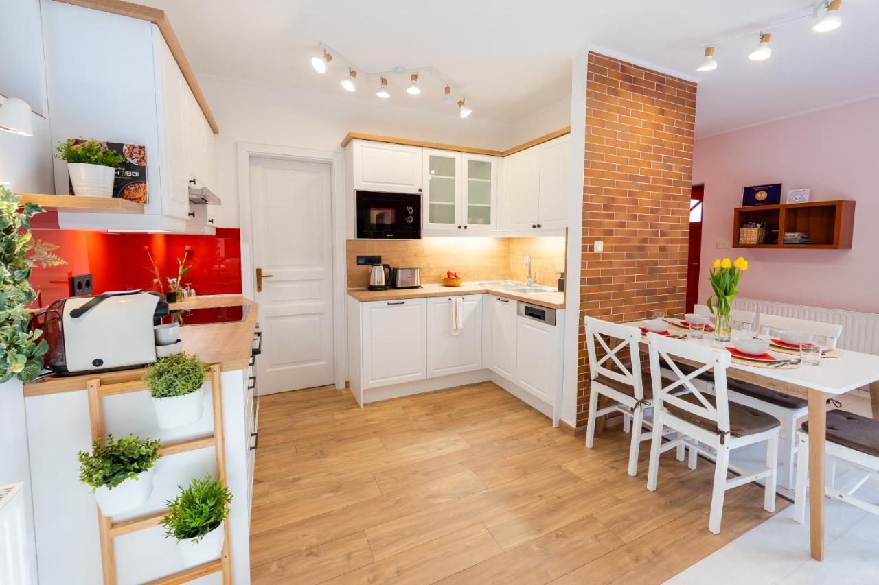 Sára-Lux Apartman Nyarliget Exterior foto