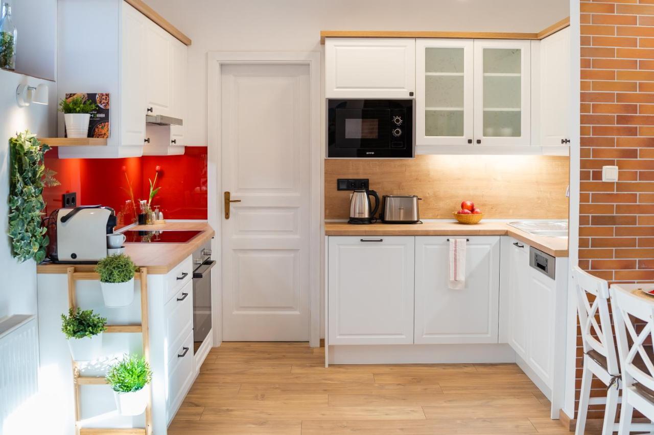 Sára-Lux Apartman Nyarliget Exterior foto