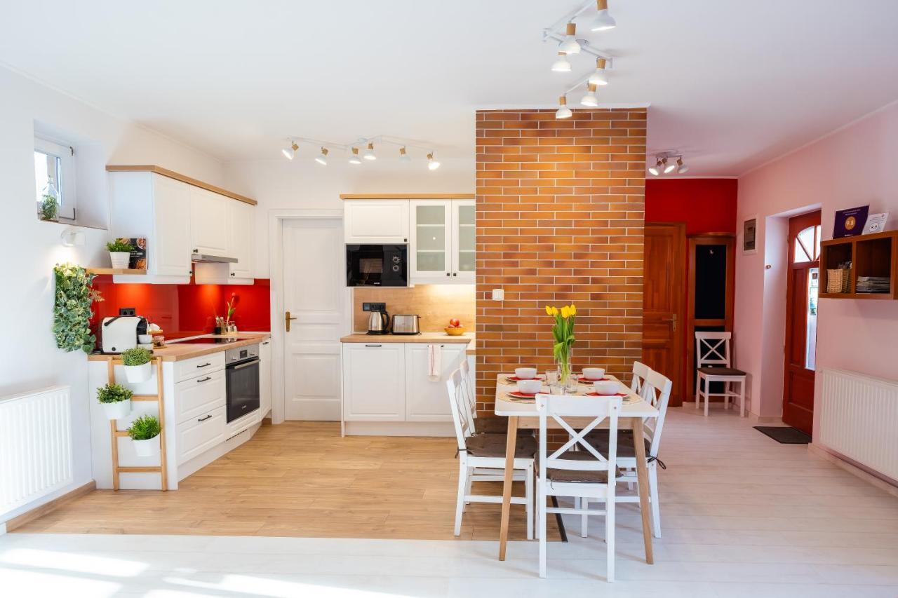 Sára-Lux Apartman Nyarliget Exterior foto