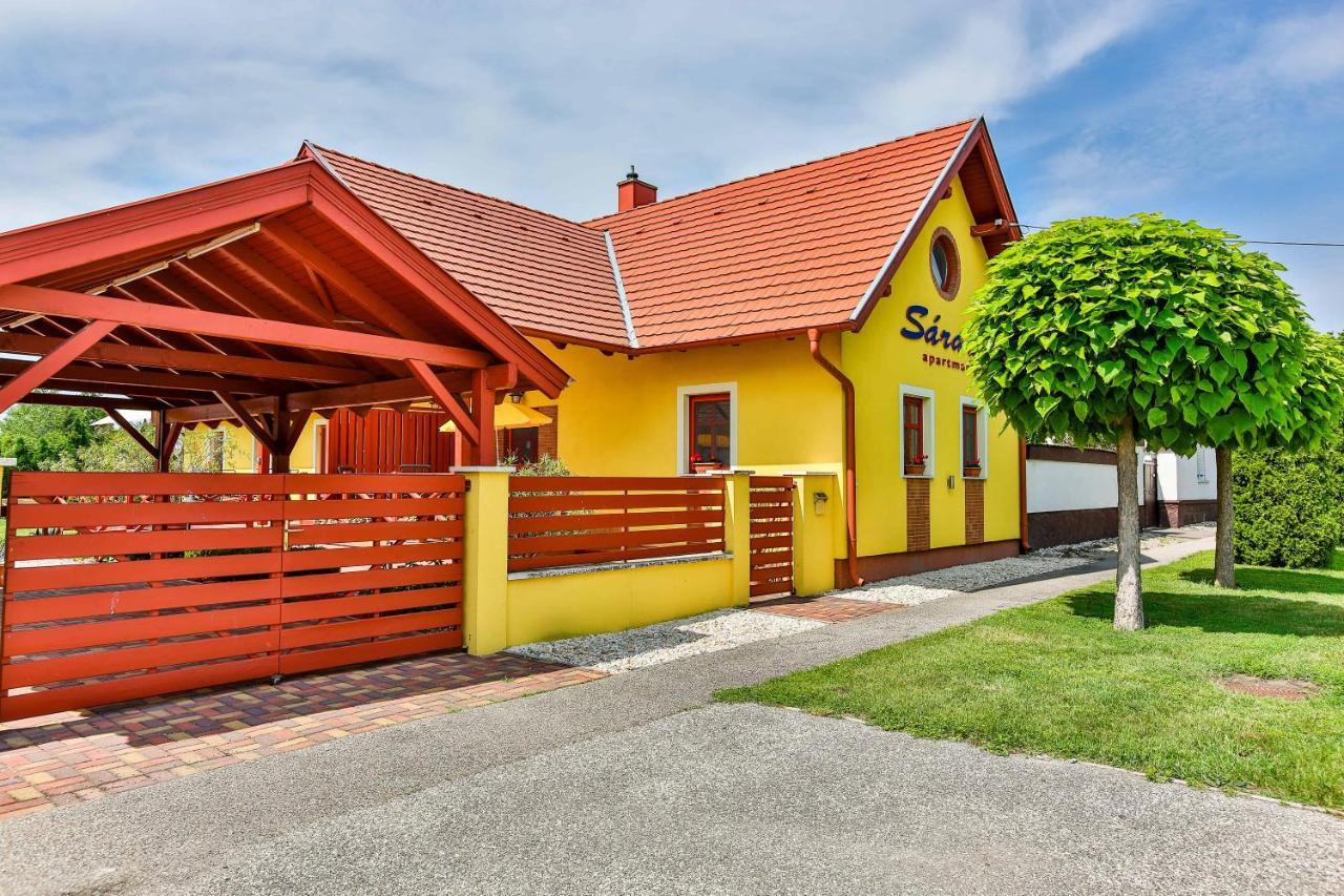 Sára-Lux Apartman Nyarliget Exterior foto